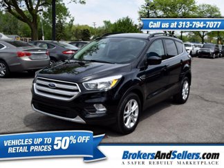 Used 2018 Ford Escape SE image 1
