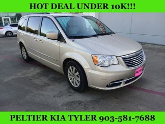 Used 2013 Chrysler Town & Country Touring image 1