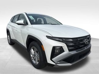 New 2025 Hyundai Tucson SE image 1