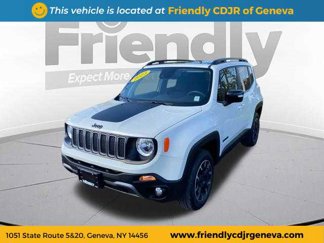 Used 2023 Jeep Renegade Latitude w/ Sun/Sound Group image 1