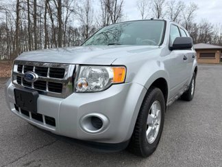Used 2009 Ford Escape XLS image 1