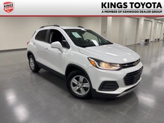 Used 2018 Chevrolet Trax LT w/ LT Convenience Package image 1