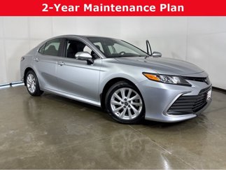 Used 2022 Toyota Camry LE image 1