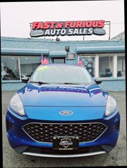 Used 2022 Ford Escape SE image 1