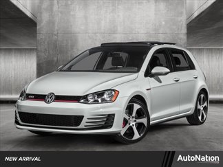 Used 2017 Volkswagen Golf S image 1