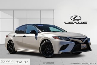 Used 2019 Toyota Camry XSE image 1