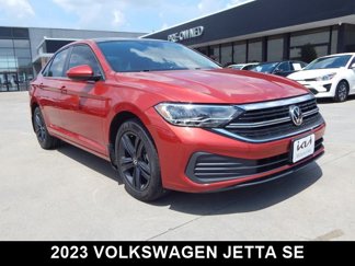 Used 2023 Volkswagen Jetta SE image 1