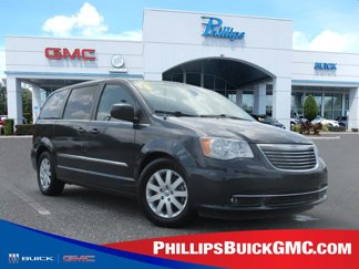 Used 2014 Chrysler Town & Country Touring image 1