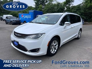 Used 2019 Chrysler Pacifica Limited image 1