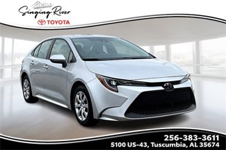 Used 2022 Toyota Corolla LE image 1