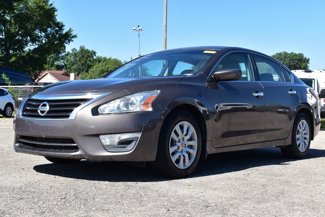 Used 2015 Nissan Altima 2.5 S w/ Power Driver Seat Package image 1