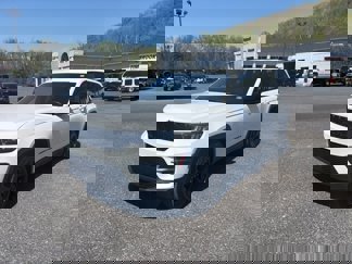 Used 2022 Jeep Grand Cherokee Altitude image 1