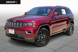Used 2018 Jeep Grand Cherokee Laredo image 1