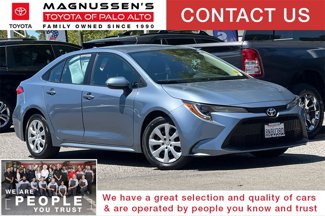 Used 2020 Toyota Corolla LE image 1