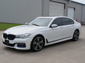 Used 2017 BMW 740i image 1