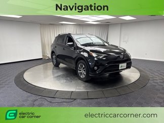 Used 2017 Toyota RAV4 LE Plus image 1