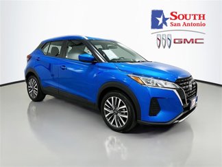 Used 2024 Nissan Kicks SV image 1