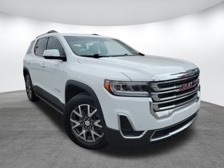 Used 2023 GMC Acadia SLE w/ Driver Convenience Package image 1
