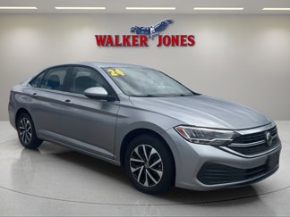 Used 2024 Volkswagen Jetta S image 1