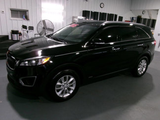 Used 2017 Kia Sorento AWD image 1