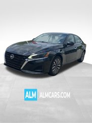 Used 2023 Nissan Altima 2.5 SV image 1