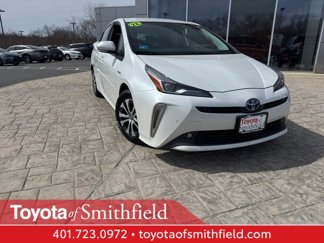 Used 2022 Toyota Prius LE image 1