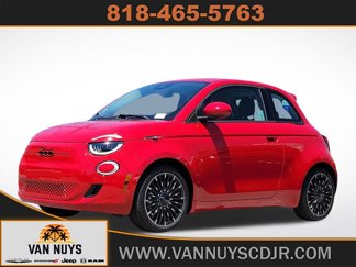 New 2024 FIAT 500 e (RED) image 1