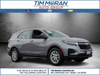 Used 2023 Chevrolet Equinox LS image 1