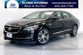Used 2017 Buick LaCrosse Essence image 1