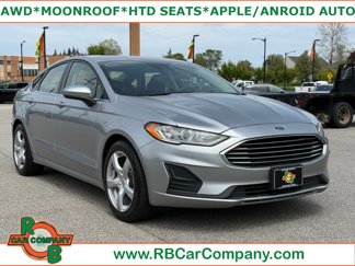Used 2020 Ford Fusion SE image 1