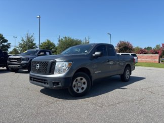 Used 2017 Nissan Titan S image 1