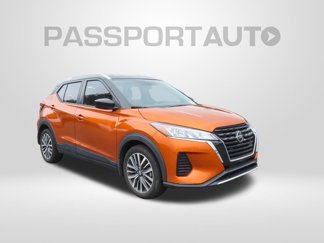 Used 2021 Nissan Kicks SV image 1