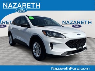 Used 2022 Ford Escape SE image 1