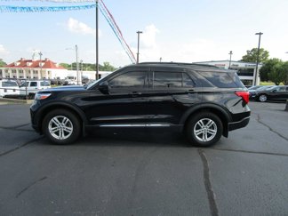 Used 2022 Ford Explorer XLT image 1