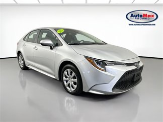 Used 2021 Toyota Corolla LE image 1