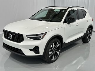 New 2025 Volvo XC40 B5 Plus w/ Protection Package Premier image 1