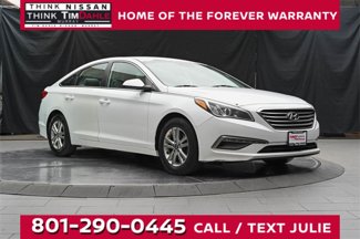 Used 2015 Hyundai Sonata SE image 1