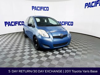 Used 2011 Toyota Yaris 2-Door Hatchback image 1