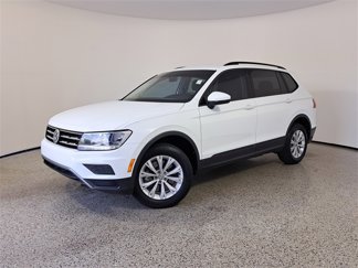 Used 2020 Volkswagen Tiguan S image 1