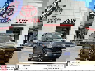Used 2022 Ford Escape SE image 1