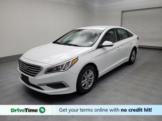 Used 2017 Hyundai Sonata SE image 1