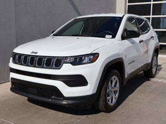 Used 2024 Jeep Compass Sport image 1