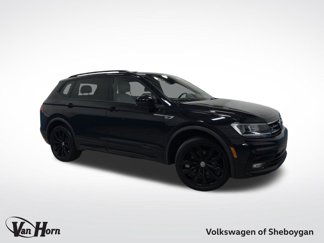 Used 2020 Volkswagen Tiguan SE R-Line image 1