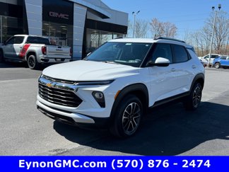 Used 2025 Chevrolet TrailBlazer LT image 1