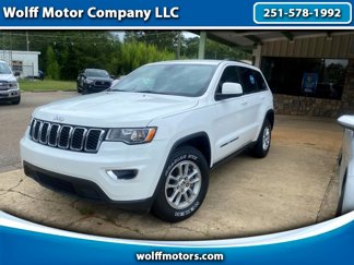 Used 2018 Jeep Grand Cherokee Laredo image 1