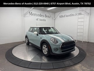 Used 2018 MINI Cooper 2-Door Hardtop image 1