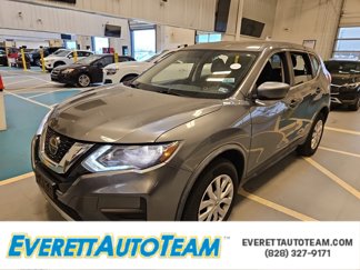 Used 2018 Nissan Rogue S image 1