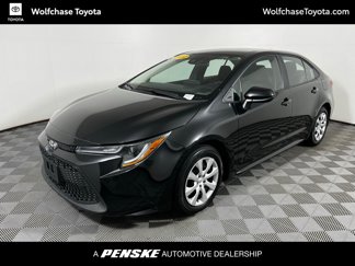 Used 2022 Toyota Corolla LE image 1