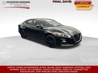 Used 2021 Nissan Altima 2.5 SR image 1