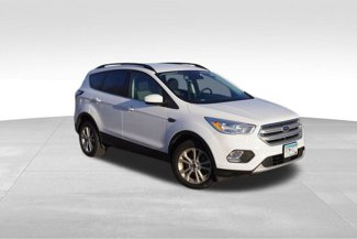 Used 2018 Ford Escape SE w/ Ford Safe & Smart Package image 1